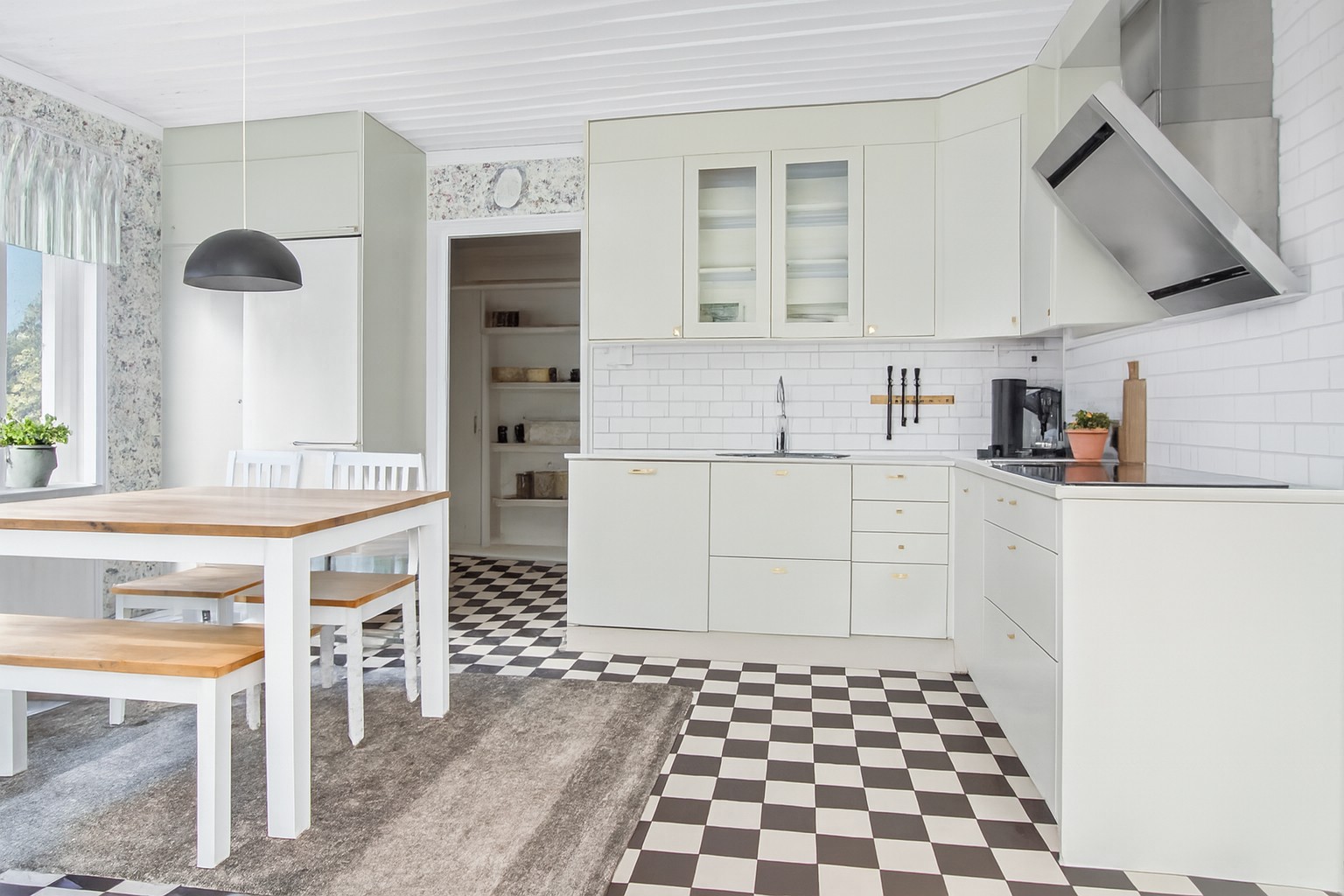 Badrum i lägenhet Kungsör